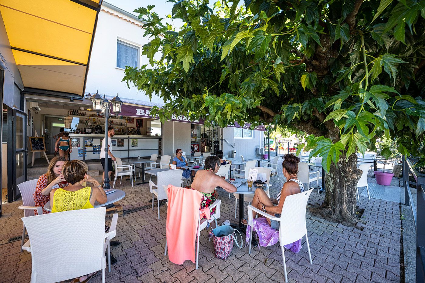 Camping Le Mas de Chavetourte - Le Snack - Bar - Glacier - Pizzeria