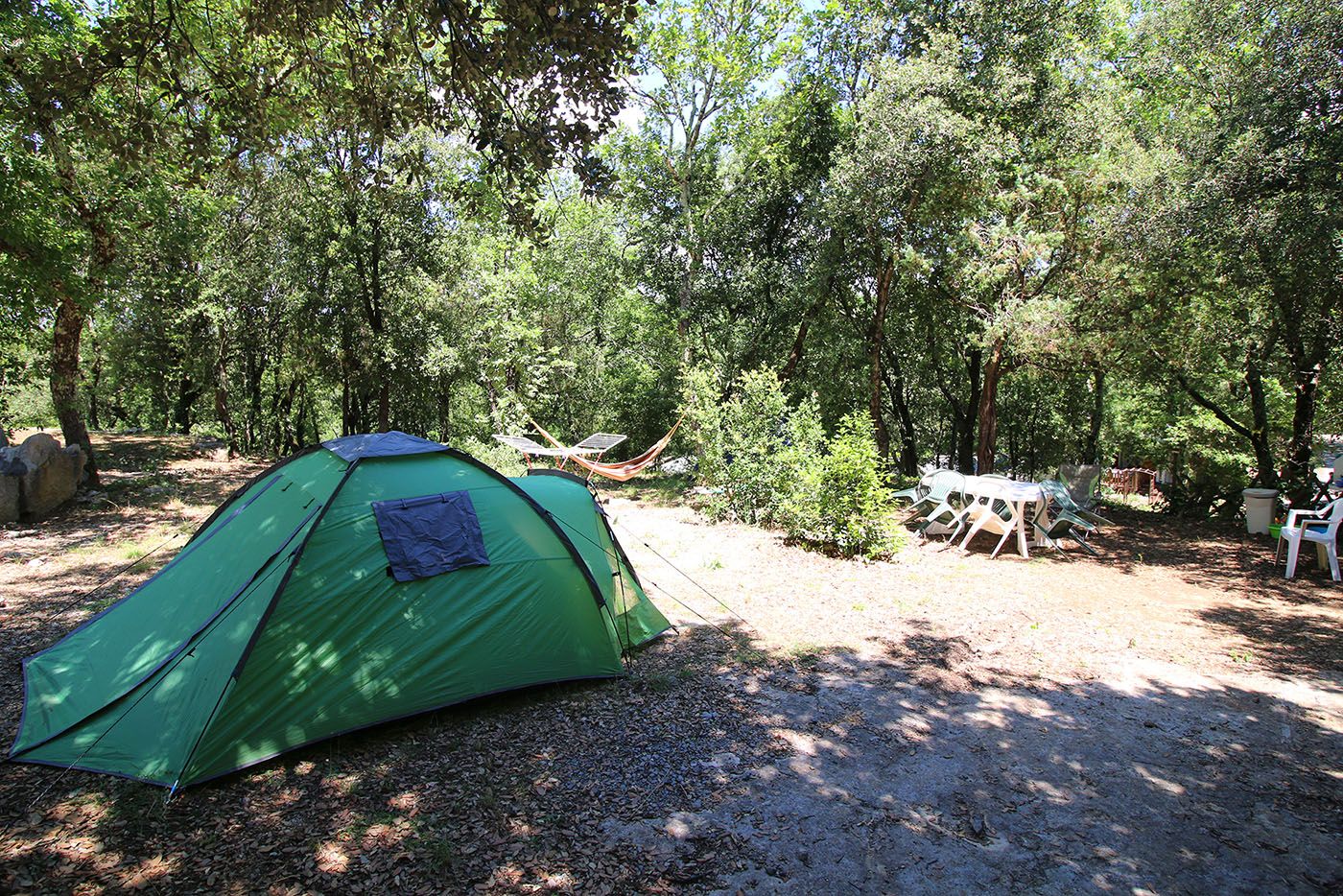 Camping Le Mas de Chavetourte - The campsite pitches