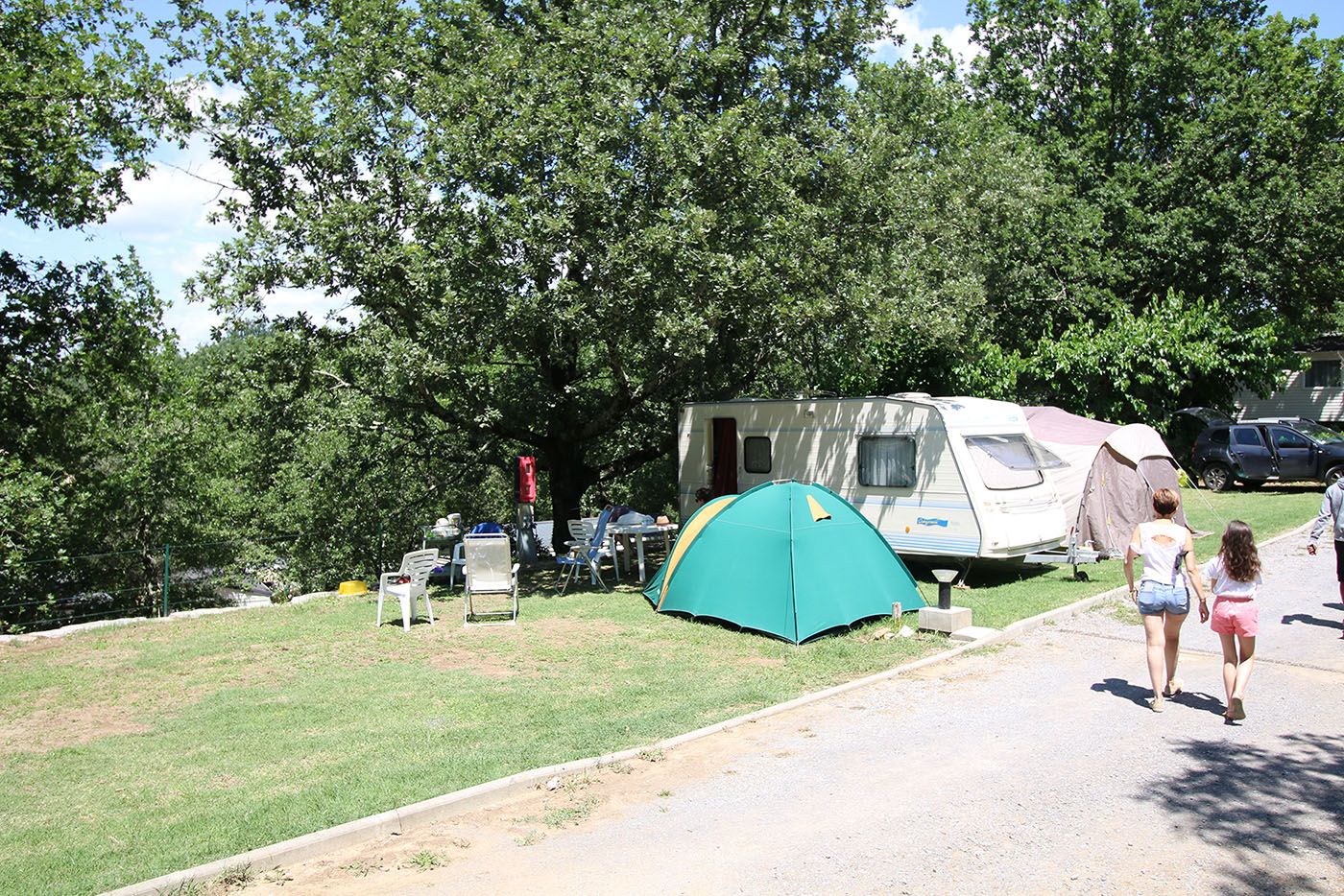 Camping Le Mas de Chavetourte - The campsite pitches